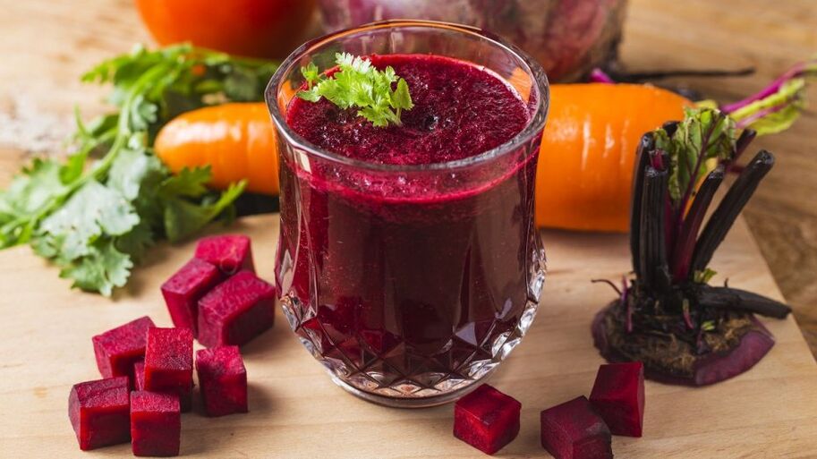 Beetroot smoothie cleans the body