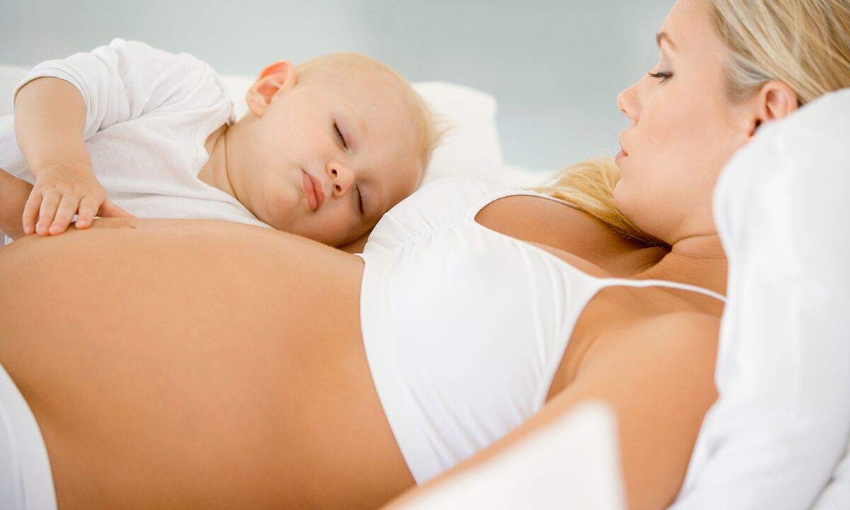 Pregnant and breastfeeding women ban flaxseed. 