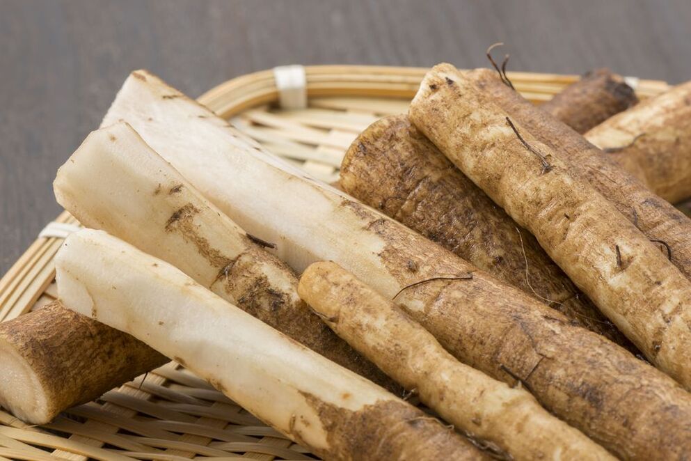 Diuretic burdock root can relieve toxins and excess weight